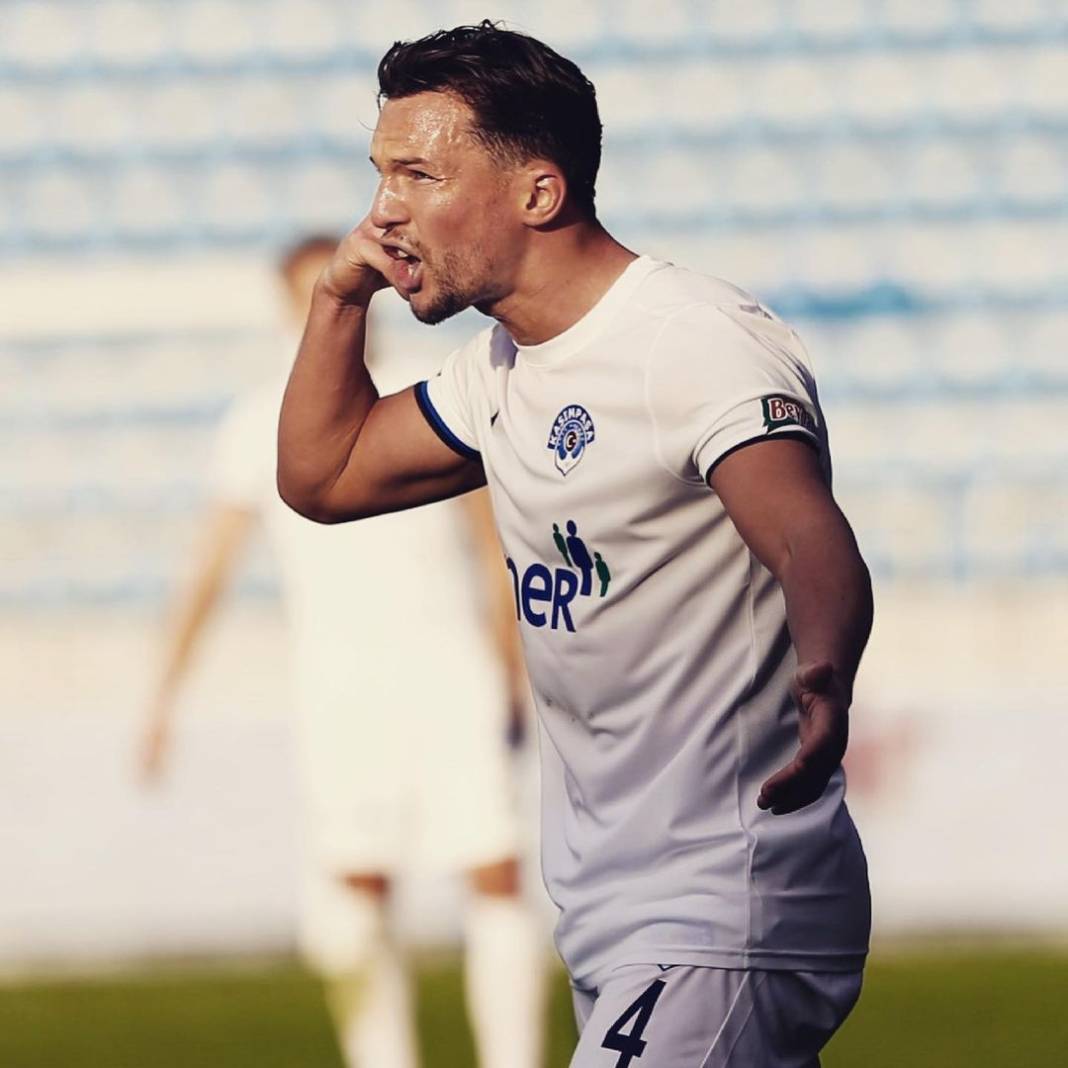 Kasımpaşa'nın eski yıldızı Danny Drinkwater inşaat işçisi oldu 5